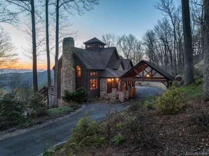 501 Abingdon Way sold home in Peach Knob Meadows, Asheville, NC