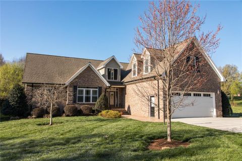 214 Brentwood Drive 25