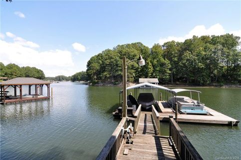 5214 Wickford Lane