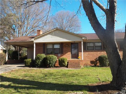 200 Crestview Drive