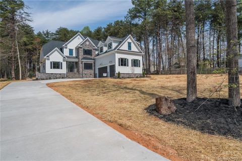 116 Poinsettia Lane
