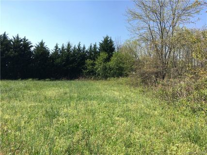 514 Weaver Dairy Road sold home in Weaver Dairy, Bessemer City, NC