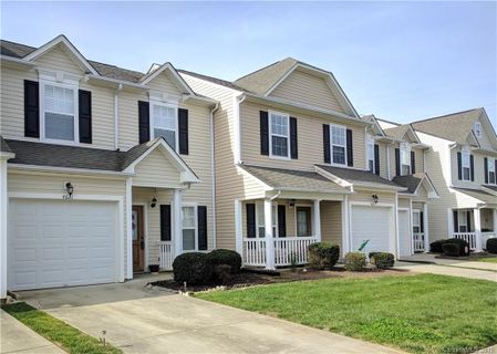 4621 Noel Court 101
