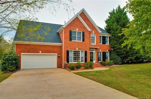 2511 Barrington Court