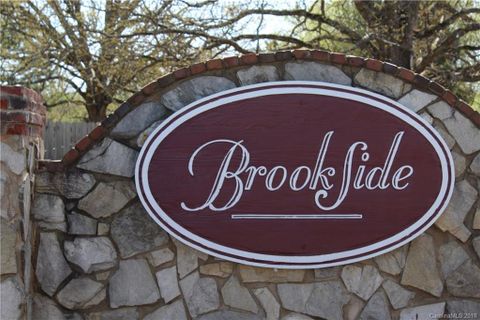 452 Brookhollow Drive 33