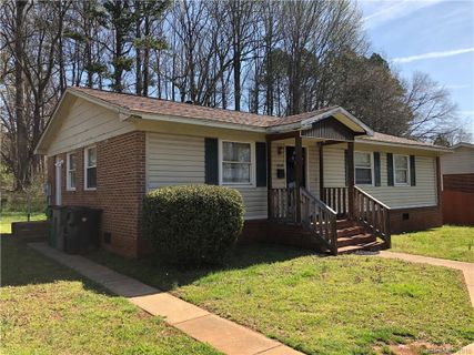 2418 Longleaf Drive