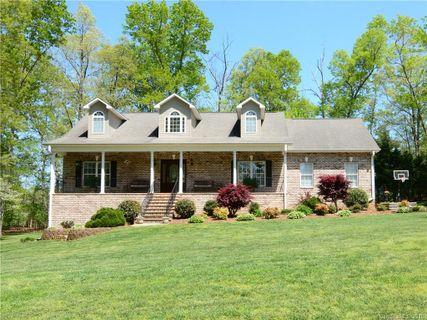 166 Brandywine Loop sold home in Glen Ridge, Statesville, NC