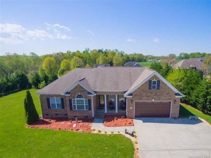 985 Clear Creek Circle sold home in Arbor Ridge, Lincolnton, NC