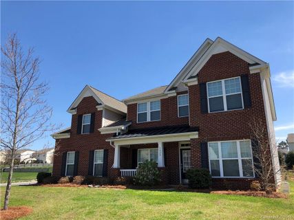 5828 Kelyn Hills Drive sold home in Berwick, Charlotte, NC