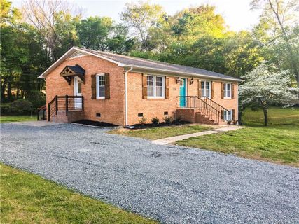 1200 Vickie Lane