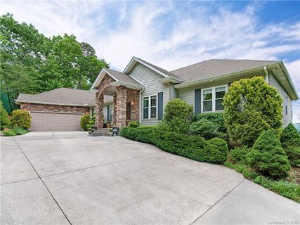 44 South Ridge Drive 63-R