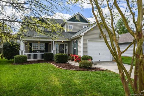 8011 Lauren Kay Court sold home in Rozumny Ridge, Charlotte, NC