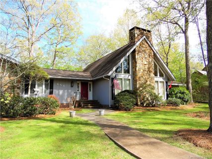 658 N 9th Street sold home in Forest Hill, Albemarle, NC