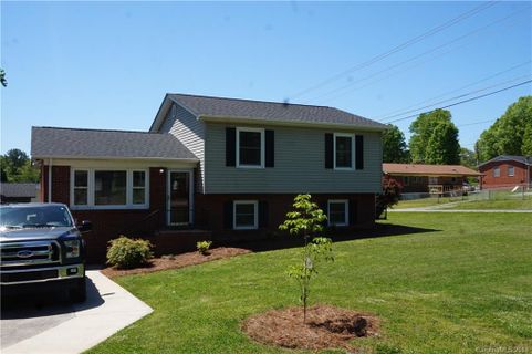 100 Annadelle Avenue