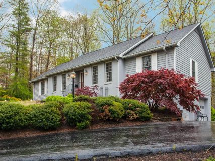 128 Eastmoor Drive