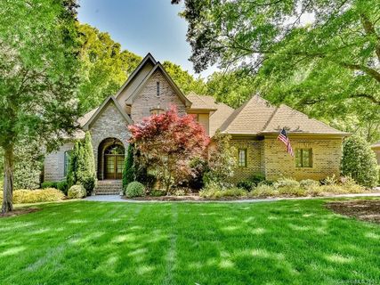 8320 Victoria Lake Drive