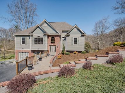 190 Bobcat Trail