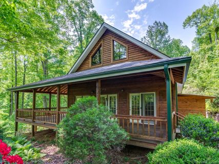 730 Bear Creek Lane sold home in Bear Creek, Saluda, NC