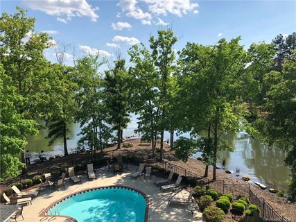 539 Southeast Drive 18