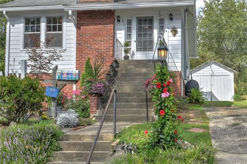 160 Laurel Loop