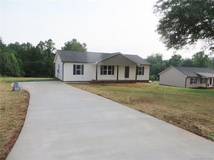 1092 Park Circle