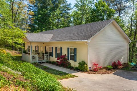 15 Morrow Drive sold home in Byers Park, Fairview, NC