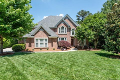 904 Ashford Way 2