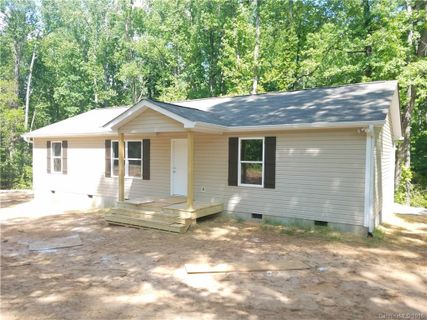 978 Colonial Road
