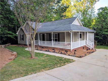 914 Ragin Lane 43