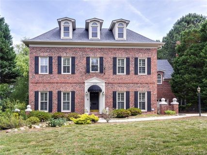 5529 Sunstar Court sold home in Cherokee, Charlotte, NC