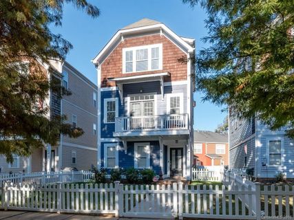 Previously sold for $440,000