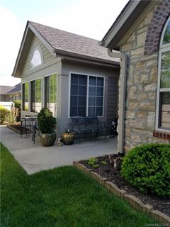 123 Outlook Circle