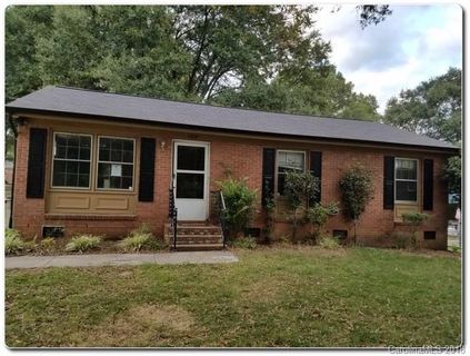 2827 Meade Avenue sold home in Crawford Heights, Gastonia, NC