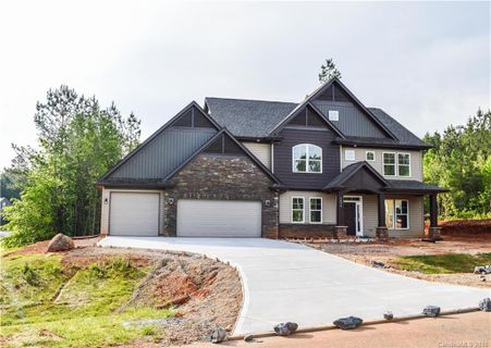 5036 Stockbridge Drive