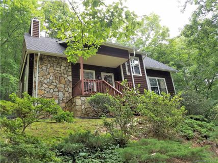 29 Amber Lane sold home in Foxfire, Asheville, NC