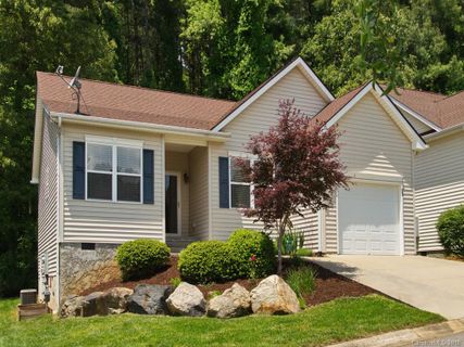 48 Woodcreek Circle