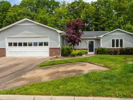 168 Derbyshire Drive