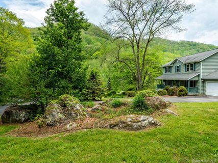 6 Countryside Estate sold home in Countryside Estates, Barnardsville, NC