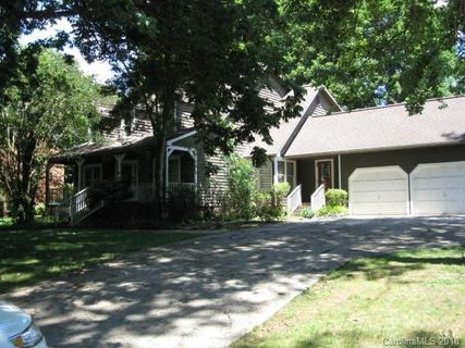 3400 Lincoln Lane