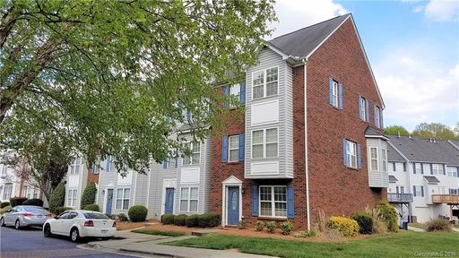 9919 Treeside Lane sold home in Parkview, Matthews, NC