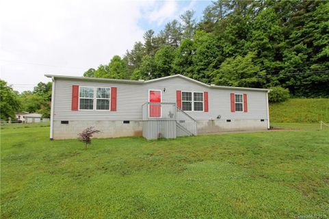 154 Turkey Pen Gap Road sold home in Turkey Pen Gap, Horse Shoe, NC