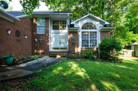 2801 Williams Station Road