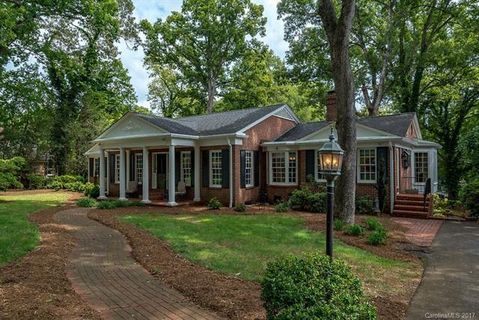 1296 9th Street sold home in Forest Park, Hickory, NC