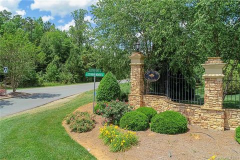 8004 Harpers Grove 20