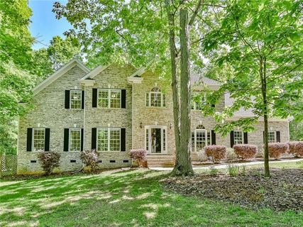 1525 Autumn Brook Lane sold home in The Hylands, York, SC