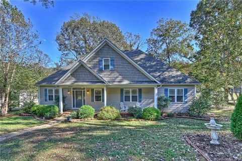 3951 Reid Circle sold home in Sherrill Cove, Sherrills Ford, NC