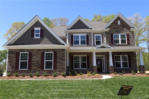 1335 North Terrace Lane