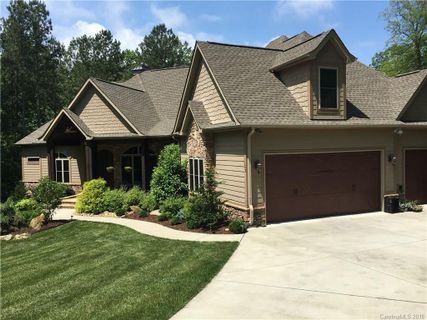 135 Frostcliff Lane