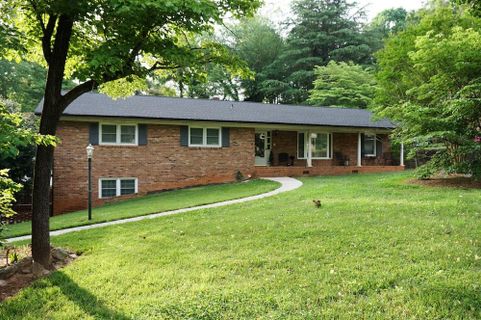 312 2nd Avenue sold home in Wilburn Hunsucker Estate, Conover, NC