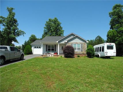 3844 Bridle Path Drive 6